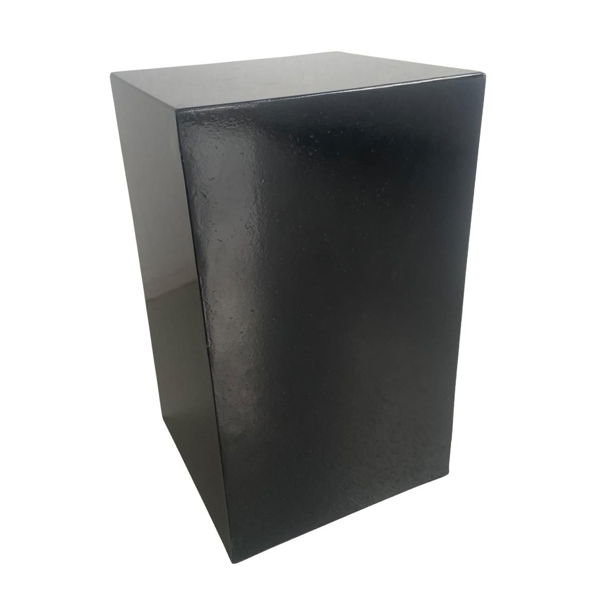 Black plinth (medium) - TPS
